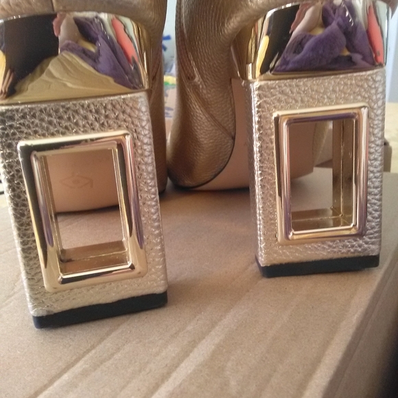 BNWOT GOLD HEELED BADASS BOOTS Ladies BY KATIE PERRY AMAZING HEEL SZ. 9.5 🔥🔥🔥 - Picture 9 of 9